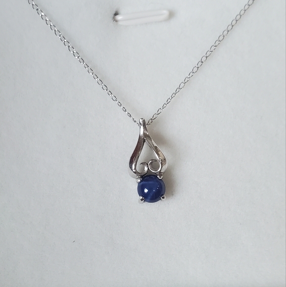 Genuine blue star sapphire necklace 14kt - Picture 2 of 6